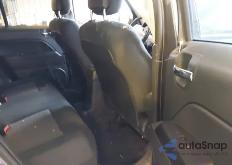 2017 Jeep Patriot Latitude 4X4 из США, поврежденный, VIN 1C4NJRFB5HD134037